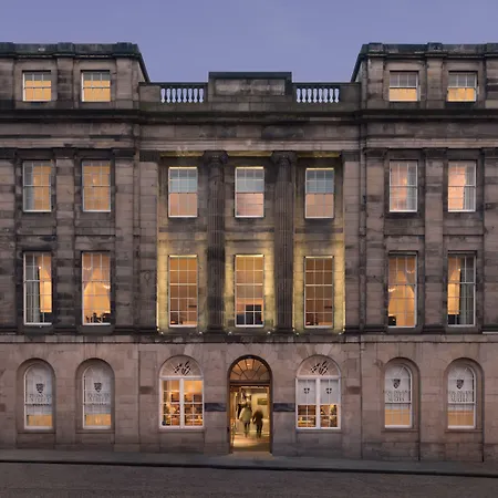Princes Street Suites-2