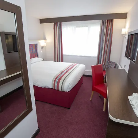 Ramada Milton Keynes-3