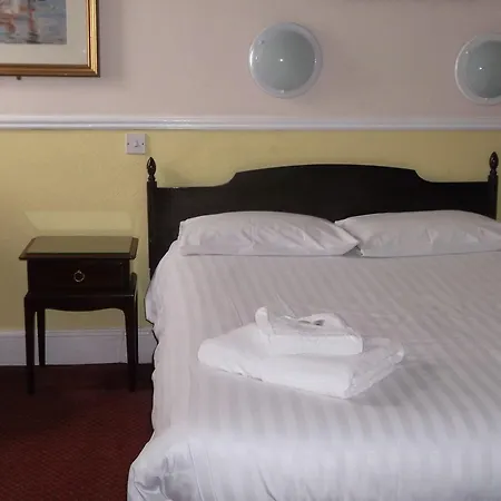 Patten Arms Hotel-2