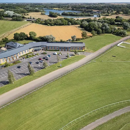 Holiday Inn Huntingdon Racecourse By Ihg-2