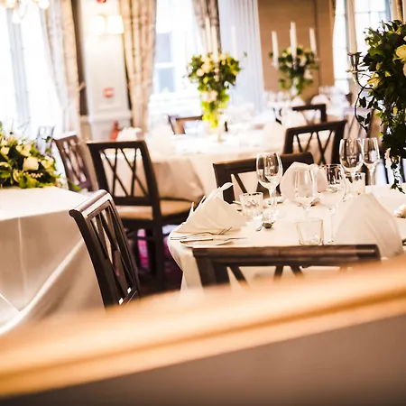 The White Swan Hotel-2