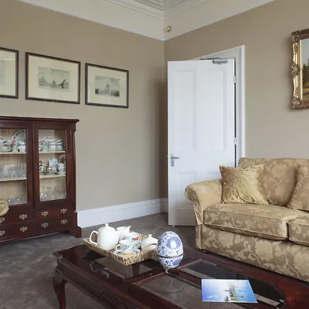2 Crescent Gardens Guest House-3