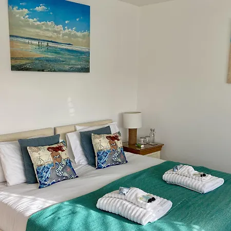 Avon Beach Bed & Breakfast-2