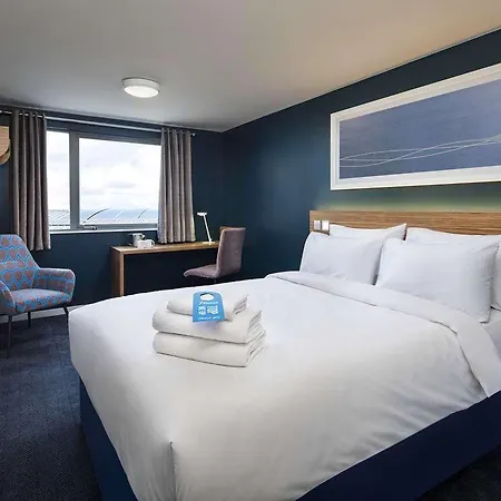 Travelodge Winnersh Triangle-3