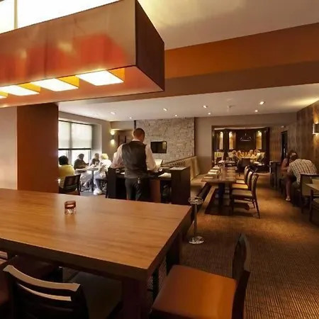 Dumfries Arms Hotel-2