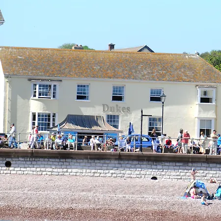 Dukes Inn-2