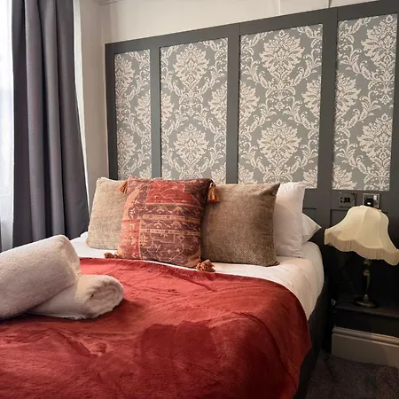 Regency Guest House-3