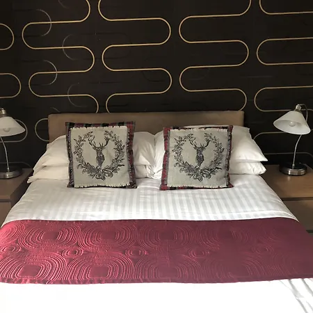 Oyo Braeriach Hotel, Highlands Scotland-3