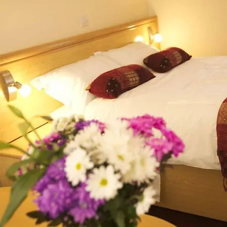 Gateway Hotel-2
