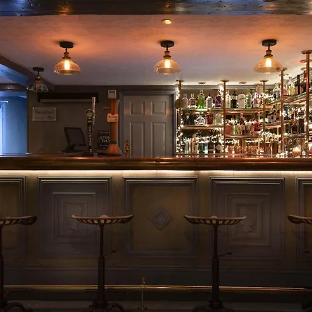 Twenty Hotel & Bar-2