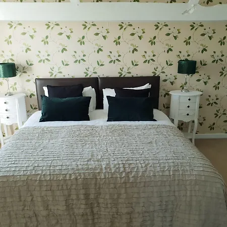 Orles Barn Guest House-2