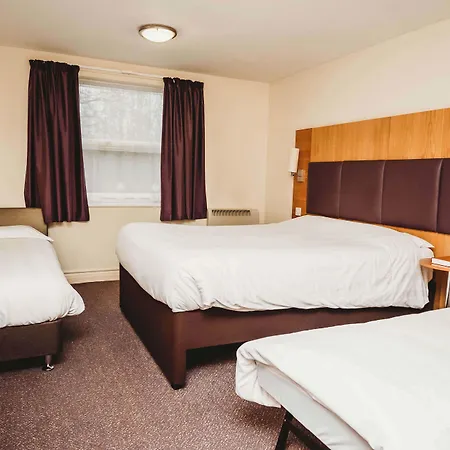 Purple Roomz Preston South-3
