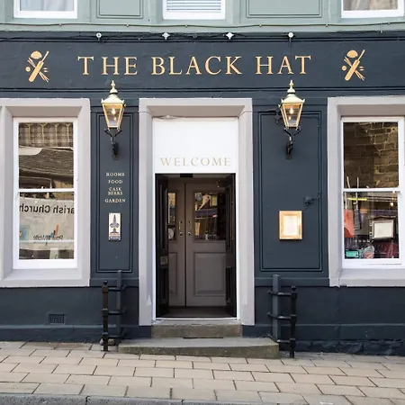 The Black Hat-3