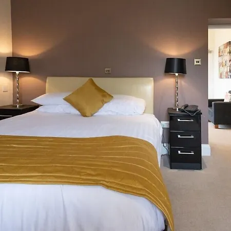 The Carlton Manor Hotel-3