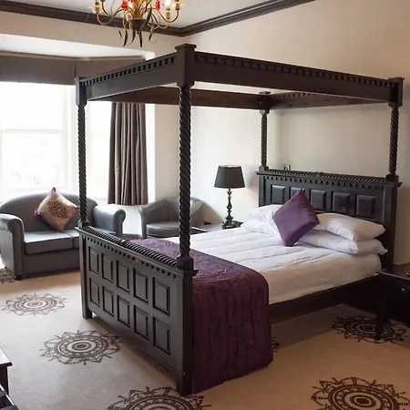 The Carlton Manor Hotel-2