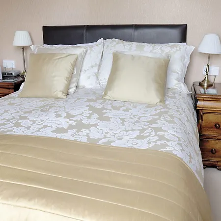 Holcombe House Guest House-3