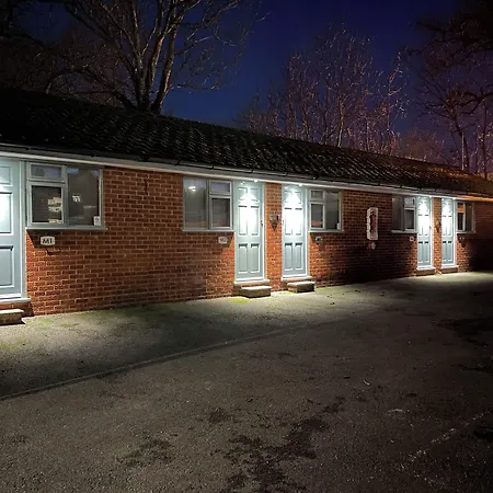 Arlan House, Central Basingstoke Hotel-3