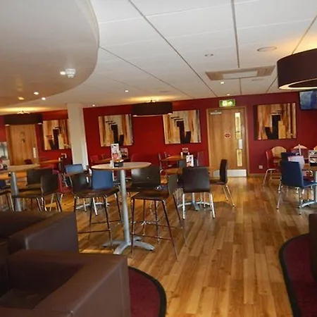 Premier Inn Ashford - Eureka Leisure Park-3