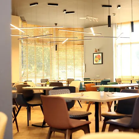 Holiday Inn Basingstoke By Ihg-3