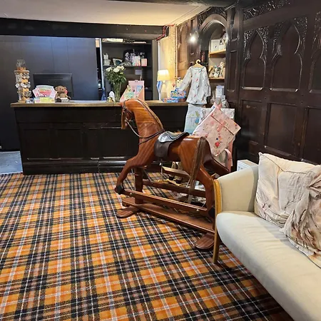The Dog & Partridge Country Inn-3