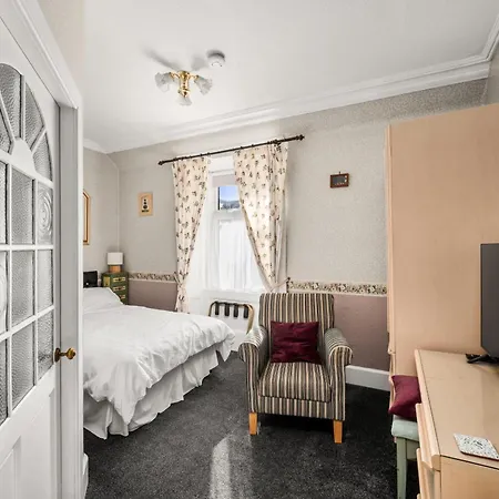 Ashley House-2