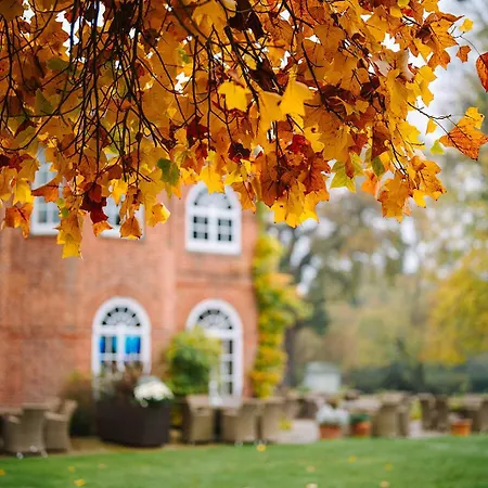 Royal Berkshire-2
