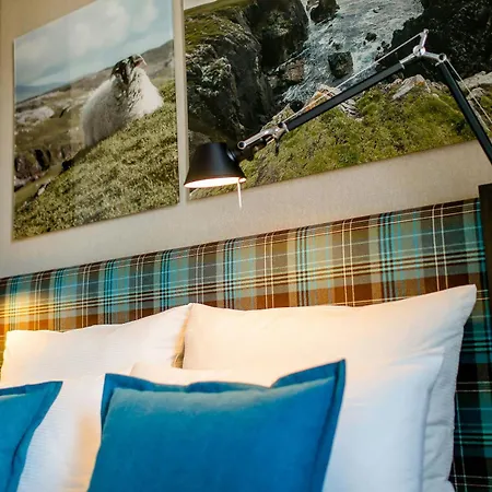 Motel One Edinburgh-Royal-2