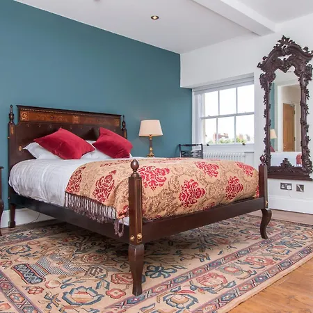 3 Berkeley Square Guesthouse-3