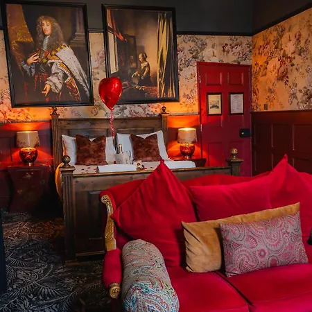 Golden Fleece York-3