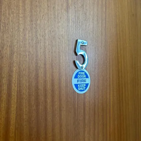 Milton Lodge-2