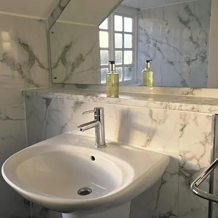 The Warwick Hotel Kenilworth-2