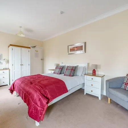 Beech Lodge Guest House-2