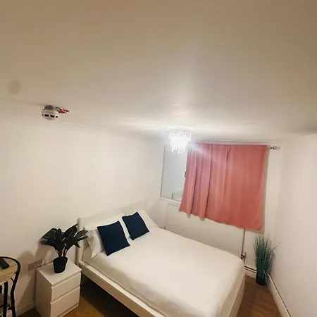 Temporary Accommodation In Bromley-2