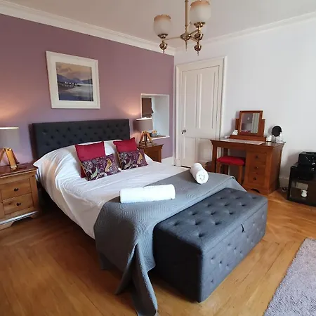 Tirindrish House B&B-3