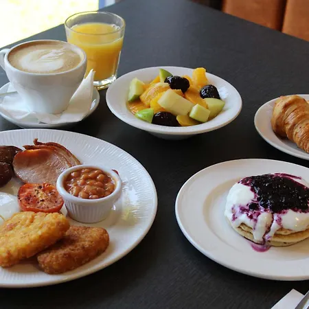 Novotel London Stansted Airport-3