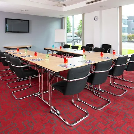 Ibis Styles Haydock-2