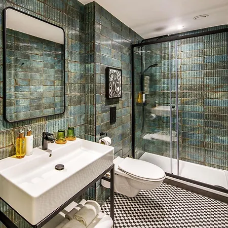 Ibis Styles Edinburgh St Andrew Square-2