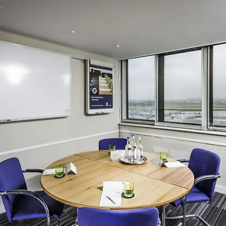 Holiday Inn - Glasgow Airport By Ihg-2