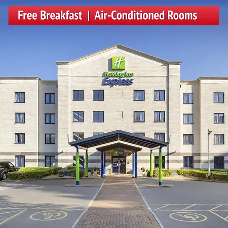 Holiday Inn Express Poole By Ihg-3