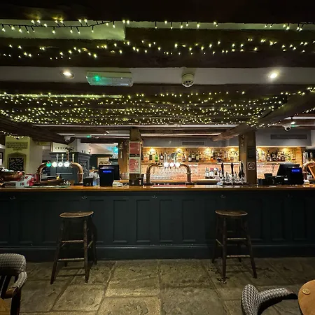 Oyo The Greyhound Inn-2