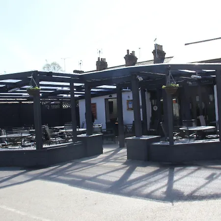 Prince Of Wales Marlow-2