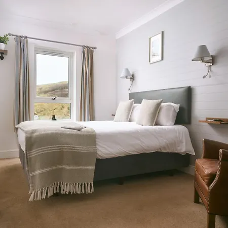 Port William Inn-2