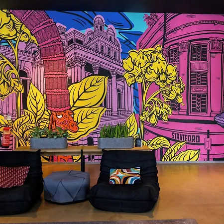 Moxy London Stratford-2