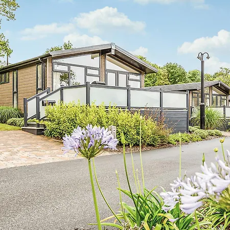 Woodside Coastal Retreat-2