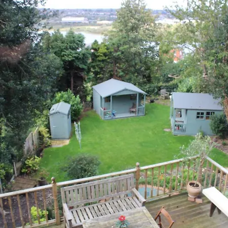 Botleigh Villa-2