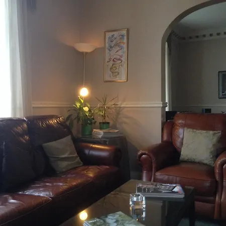 Highlander Inn-3