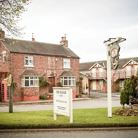 The Plough Inn & Restaurant-3