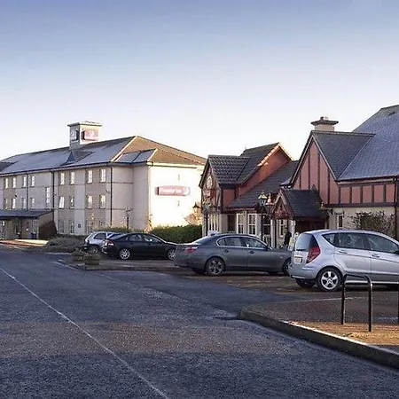 Premier Inn Livingston - Bathgate-2