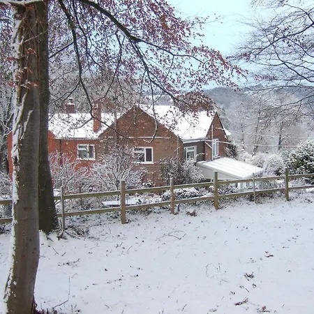 Howden House Bed And Breakfast-2