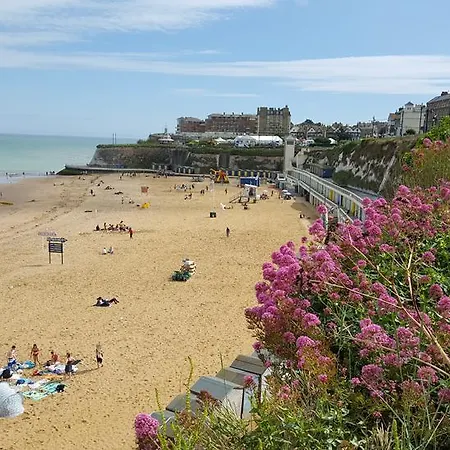 The Guest House Broadstairs-3